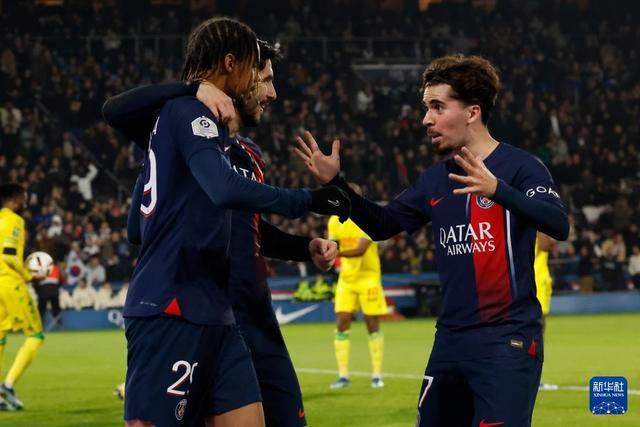 天皇杯半场：藤尾翔太、相马勇纪破门，町田暂2-0神户（天皇杯半场战报：藤尾翔太与相马勇纪建功，町田暂以2-0领先神户）