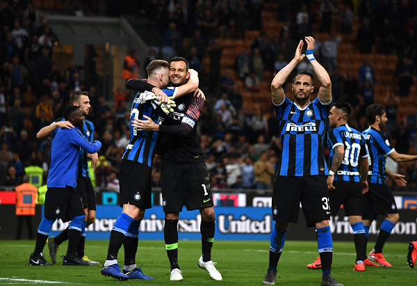 阿森纳终结连续18场不败，上次输球英超0-1利物浦（阿森纳18场不败遭终结，上一次英超失利为0-1利物浦）