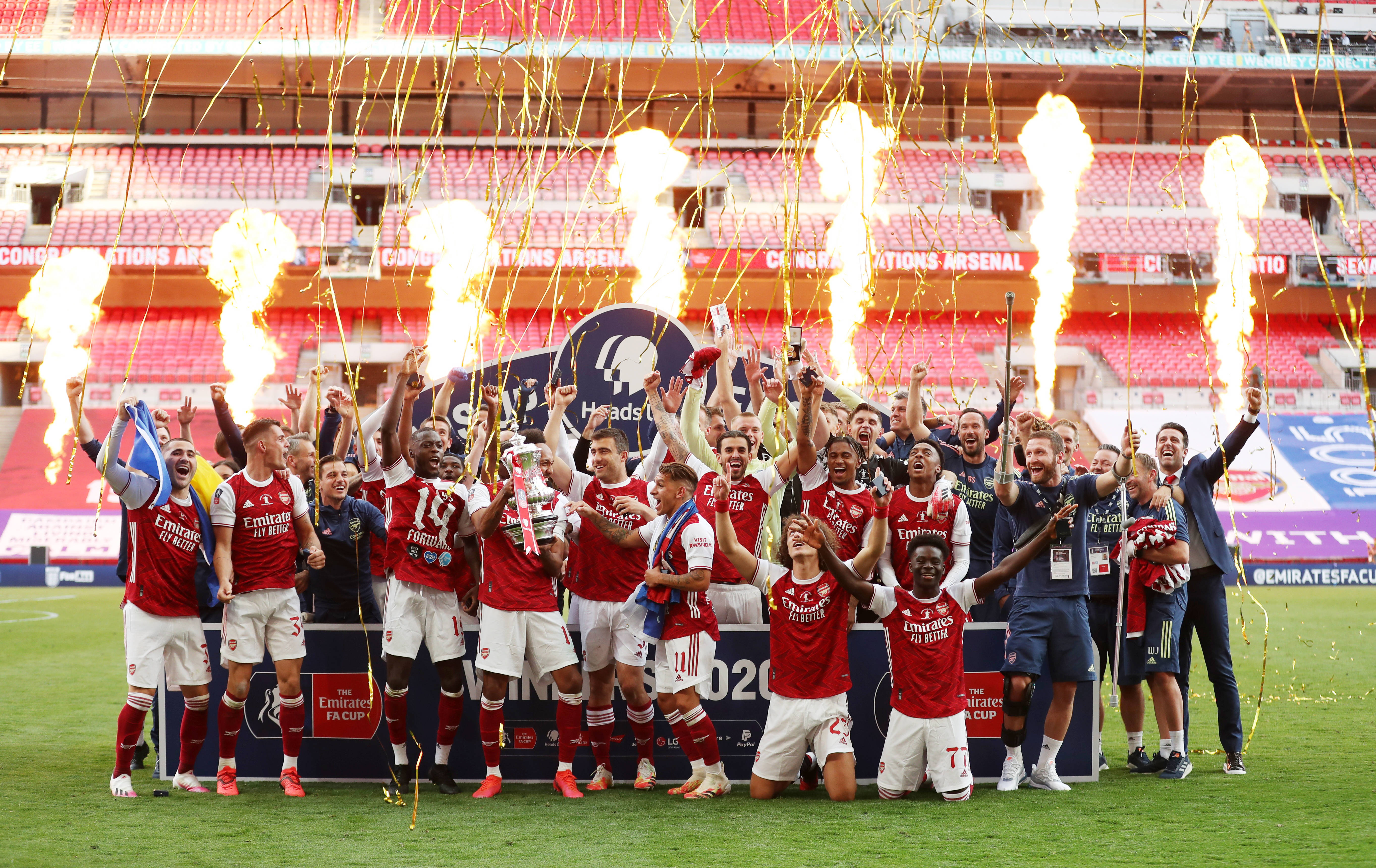 格里马尔多：上半场我们不得不追着本菲卡跑，还好最终赢了