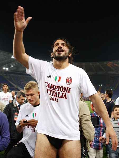 球员被球迷喊“去找个班上”，加图索：坦白地说这让我很难受