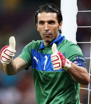 摩根：C罗专访首批片段将于北京时间今晚10点发布