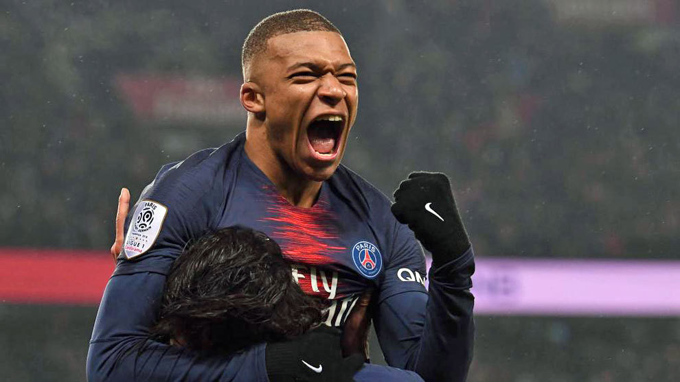 足协杯创历史摘亚背后：河南足球31 年坚守与酒祖杜康护航