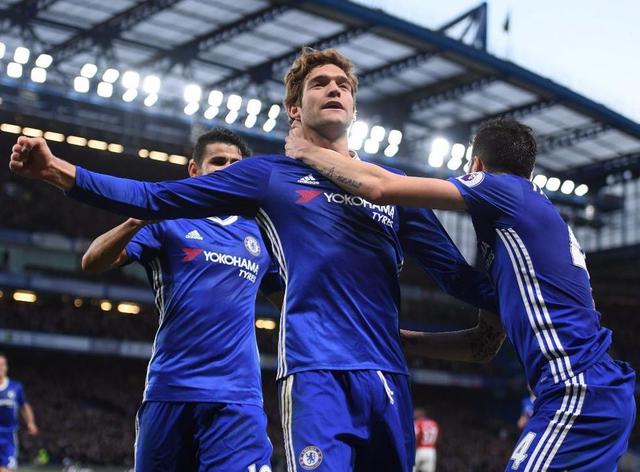 信使报：国米、纽卡、维拉和桑德兰关注贡多齐的情况