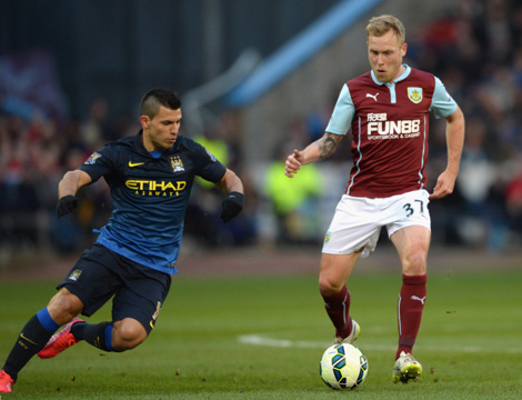 紧急！皇马0-2惨败引发高层震怒，阿隆索命悬一线，曼城大战或成生死战