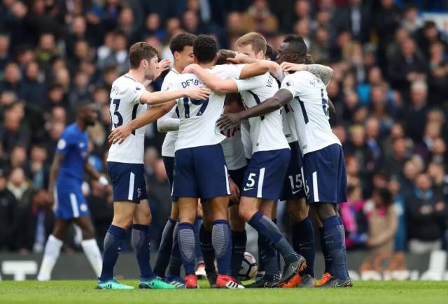 米体：米兰vs科莫的意甲联赛已经几乎不可能在珀斯举行（米体：米兰对科莫的意甲赛基本无望在珀斯开踢）